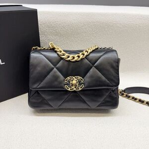 Chanel Women Pre-Loved Bag Very Good Condition